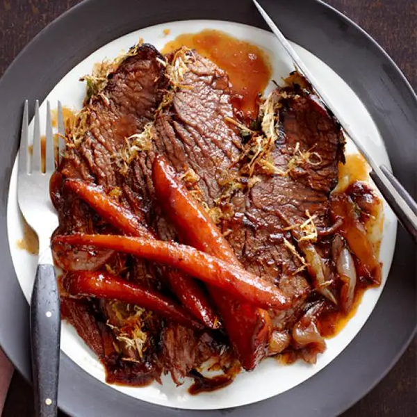 Horseradish Crusted Brisket With Carrots