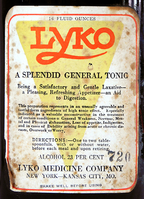 Detail view of label of “A Splendid General Tonic” bottle by the Lyko Medicine Company.